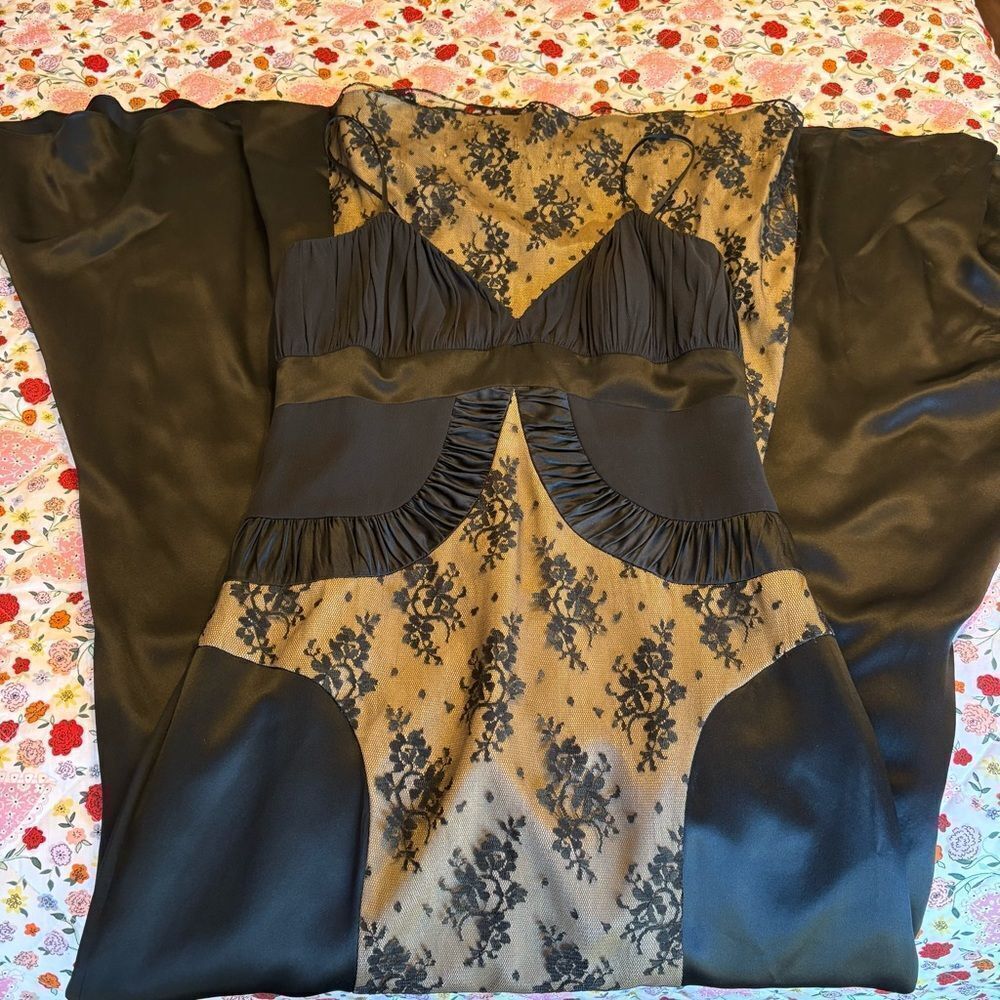 David Meister Black and Tan Lace gown